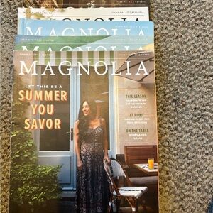 Magnolia magazines.